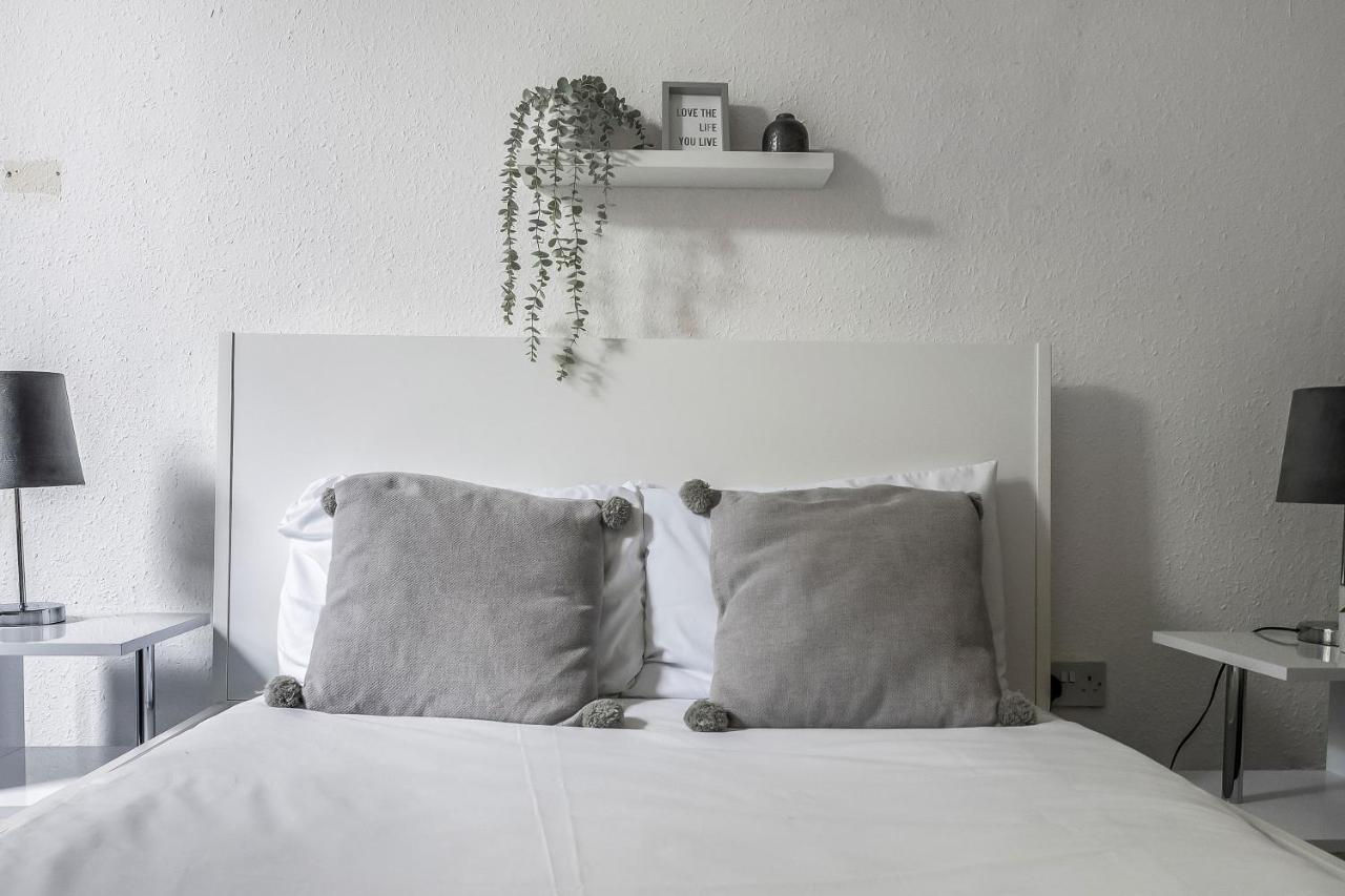 Central City Centre 2 Bedroom Flat - Close To Haymarket Train Station. Εδιμβούργο Εξωτερικό φωτογραφία